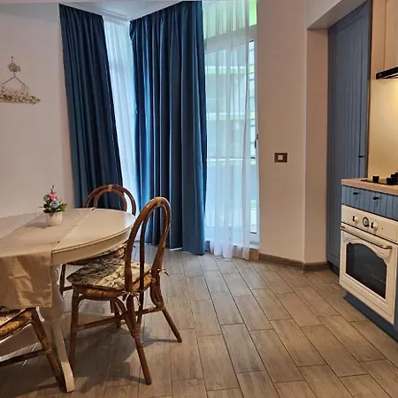 Waterfront Pool & Langa Plaja Apartment