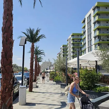 Lägenhet Waterfront Pool & Langa Plaja Năvodari