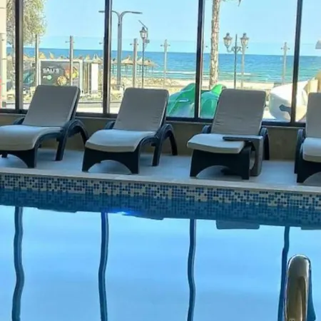 Waterfront Pool & Langa Plaja Apartment Navodari